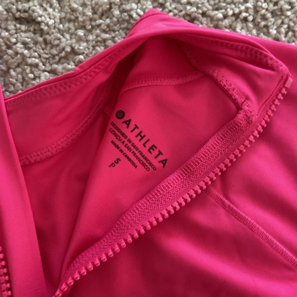 Athleta swim rashguard . S - Picture 8 of 13